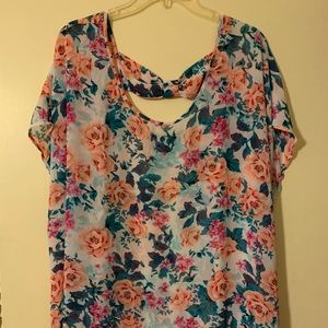 EUC Torrid size 5 Sheer Bow back floral print Top